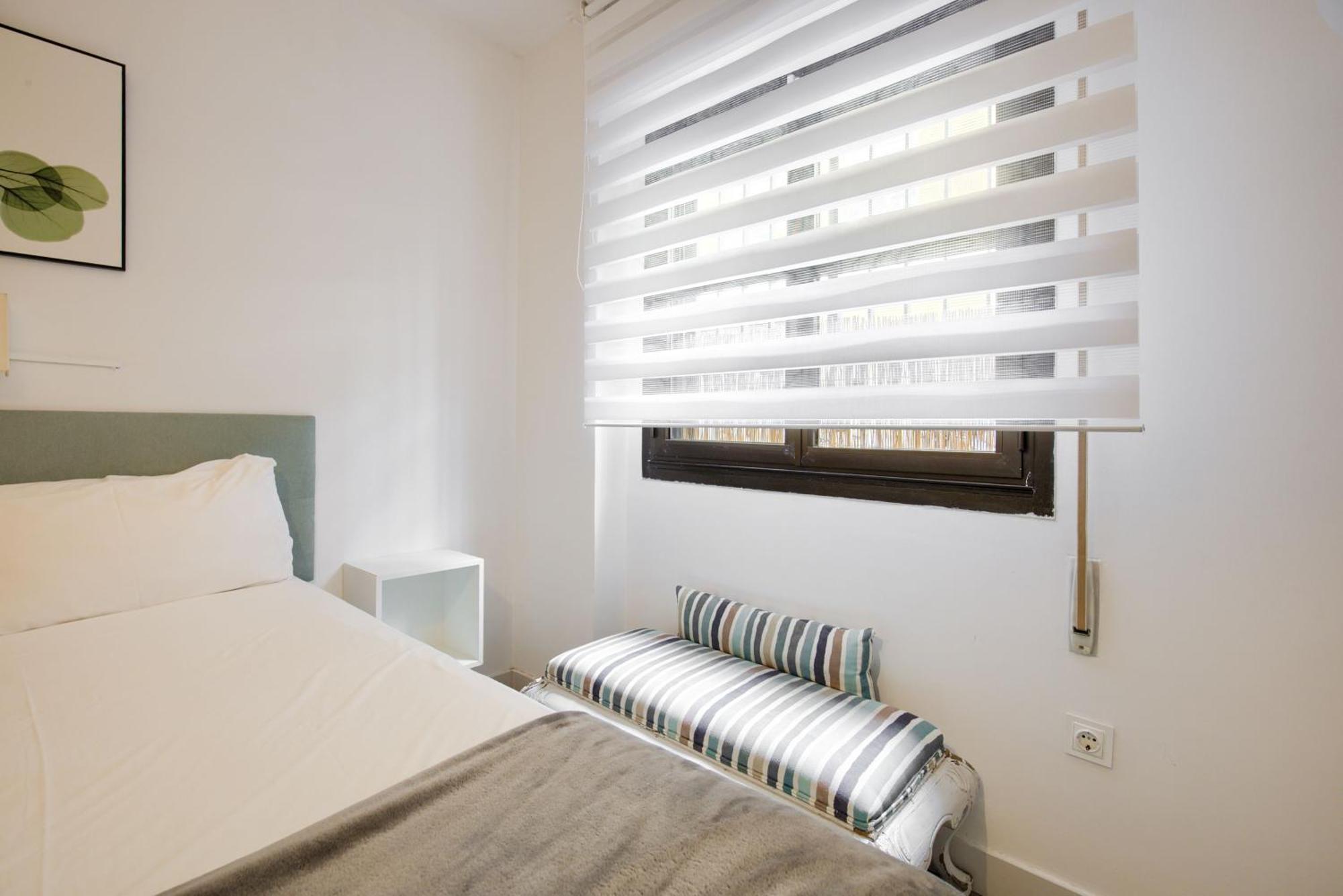 Dobo Homes Francisco Santos Madrid Exterior foto