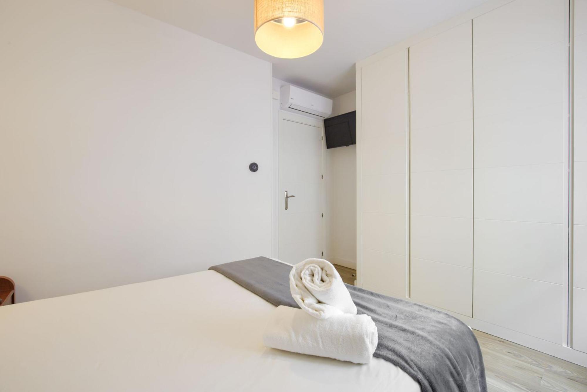 Dobo Homes Francisco Santos Madrid Exterior foto